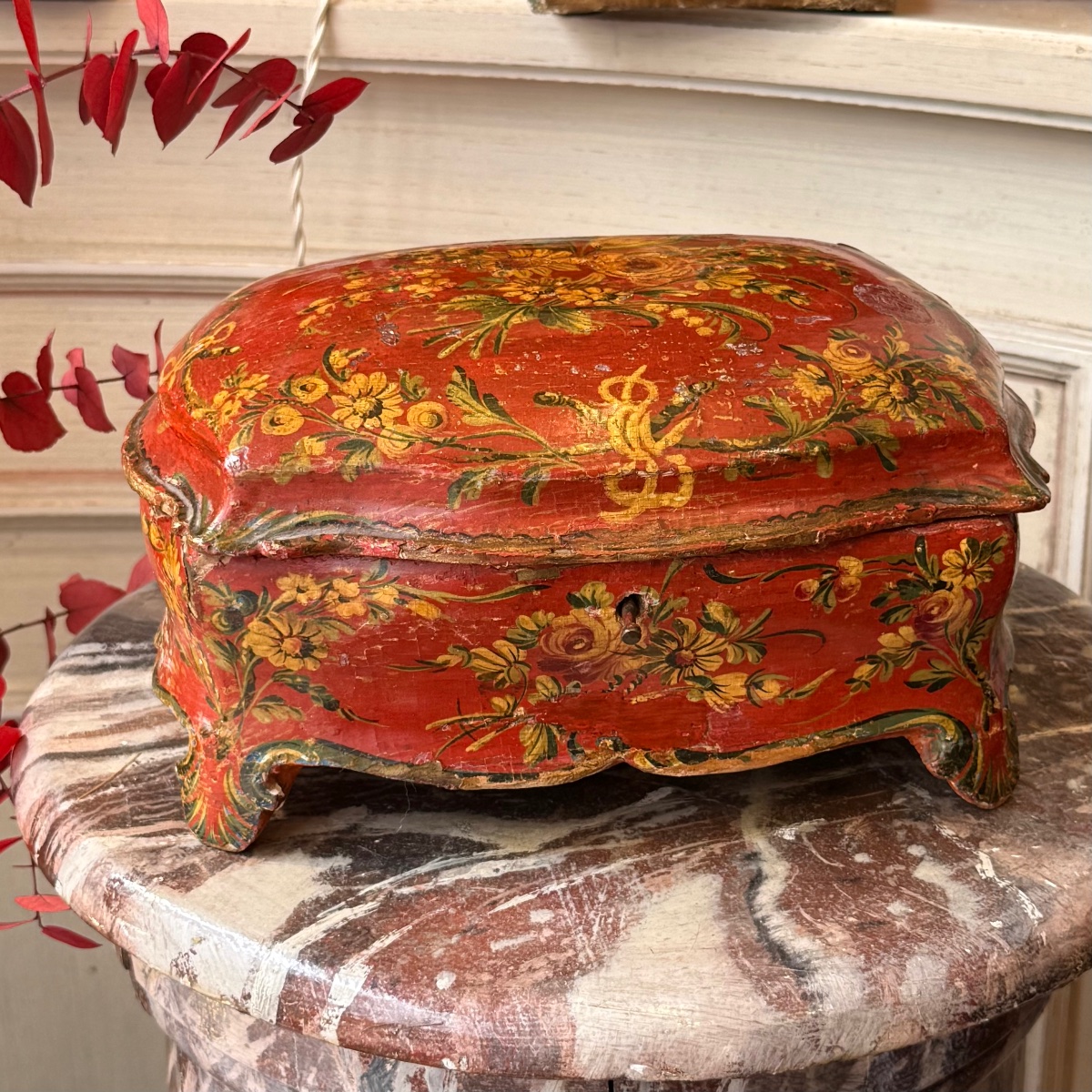 Venetian Jewelry Box, Floral Designs, Red Lacquer. 18th Century-photo-2