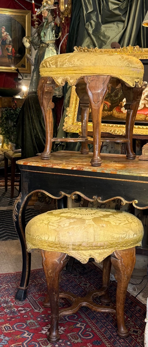 Pair Of Oval Stools, 18th-century Venice, Original Upholstery.-photo-5