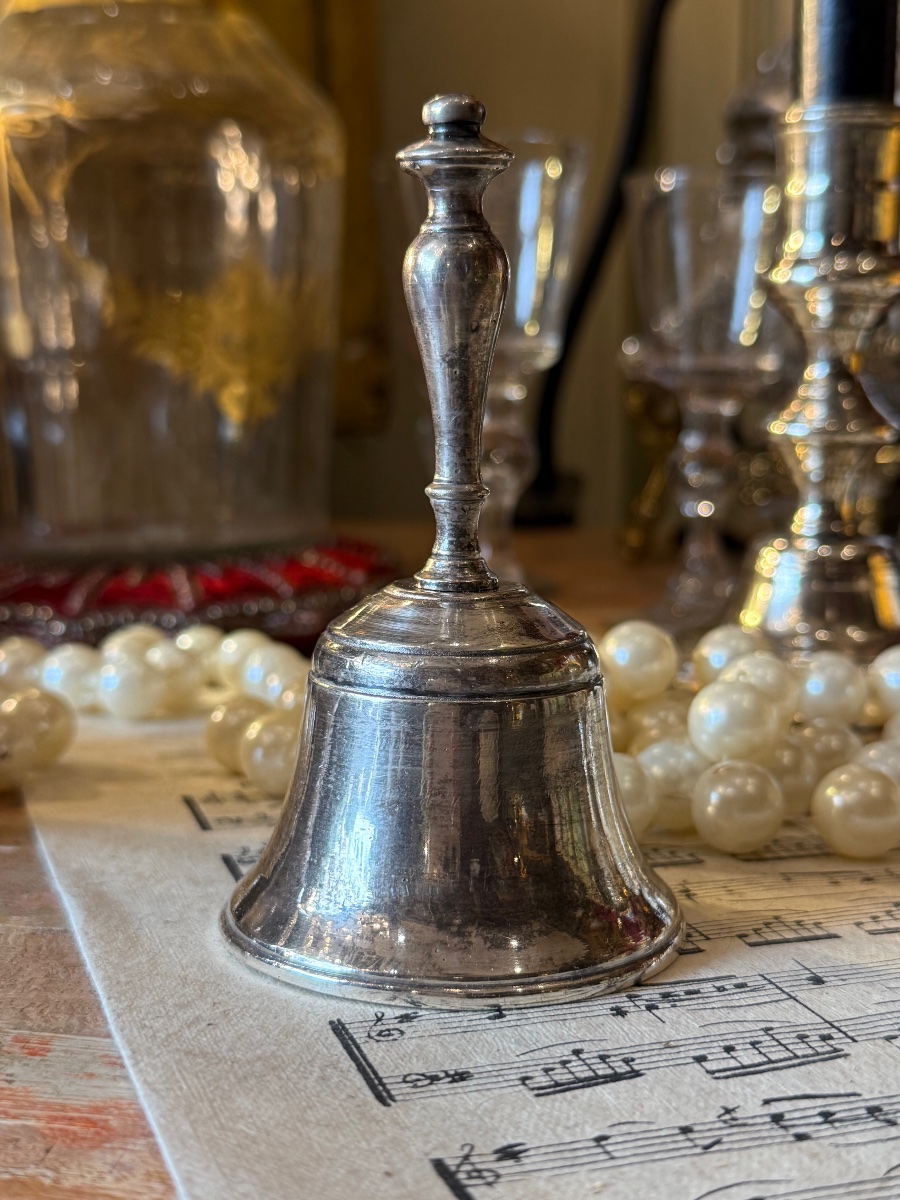 18th-century Silver-plated Metal Toilet Balls, Candleholder, And Bell.-photo-2