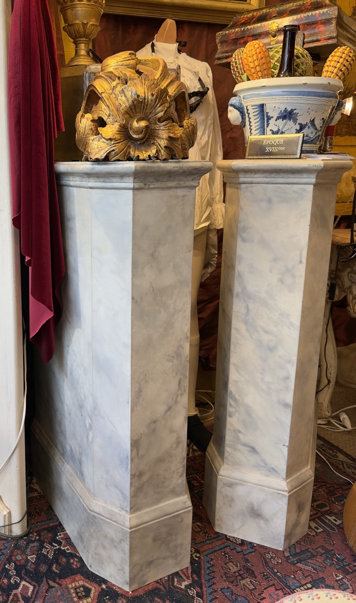 Pair Of Octagonal Wood Cases, Finished To Resemble Carrara Marble. 20th Century. 
