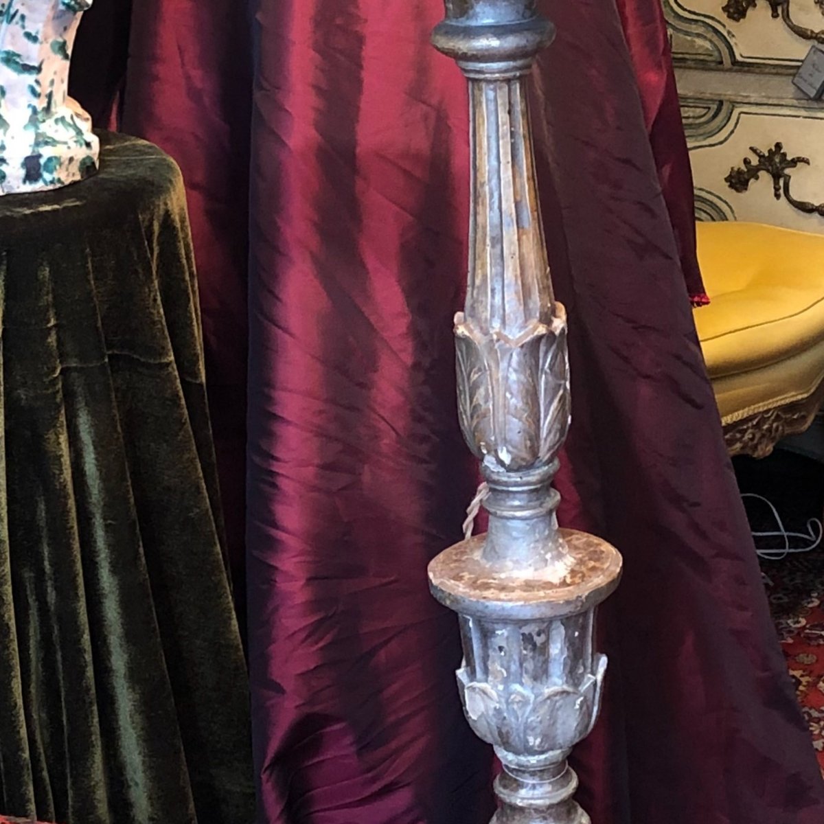 Haut pique-cierge  lampe, bois sculpté argenté, XVIIIème.-photo-2