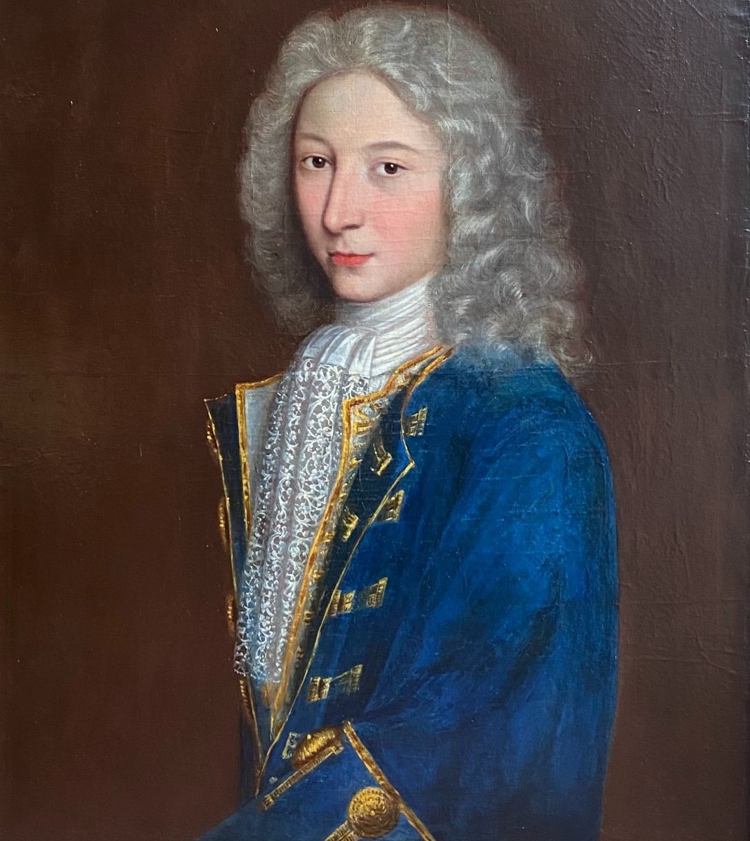 Joli portrait  d’un jeune homme vers 1720,  époque Régence. XVIIIe