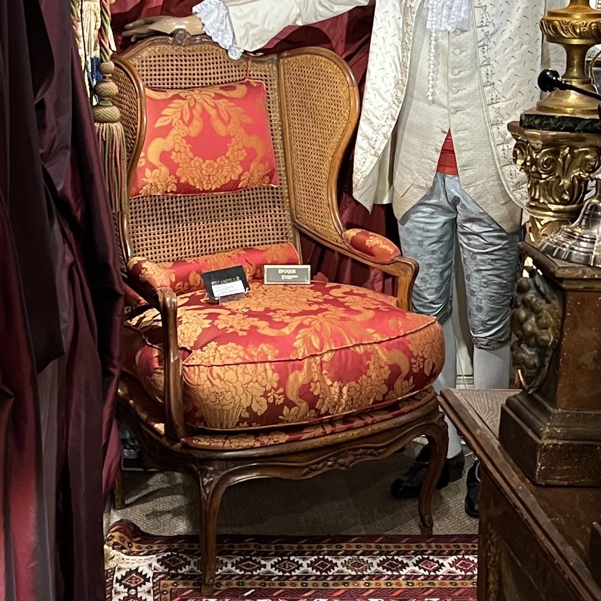 Imposing Rare Shepherdess By J.boucault, Louis XV Period, Cane Background