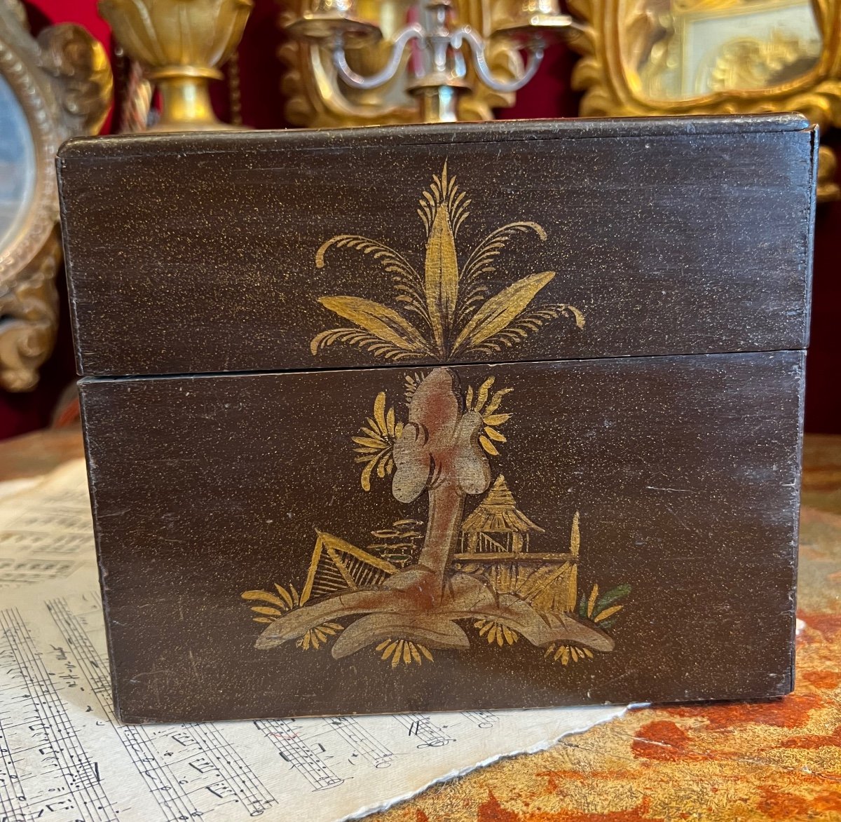 Rare Box With Scents, 16 Pieces Perfumes, Beauty, Lacquer Decorated Sinisant, Louis XV V.1770.-photo-6