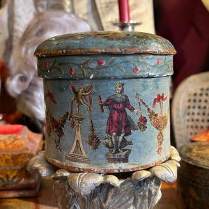 Toilet Powder Box With “arte Povera” Decorations, 18th Century