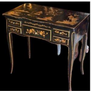 Powdery Dressing Table, Varnish Martin With Chinese Decor, Circa 1740. Eighteenth