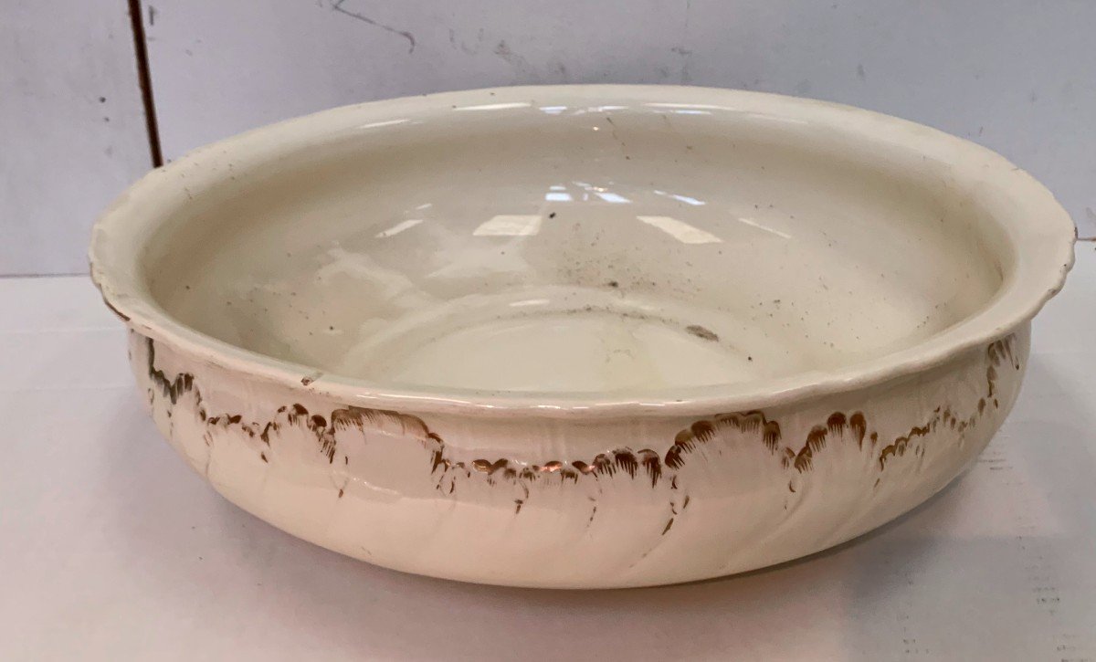 Saint Amand Earthenware Toilet Set XX Century-photo-8
