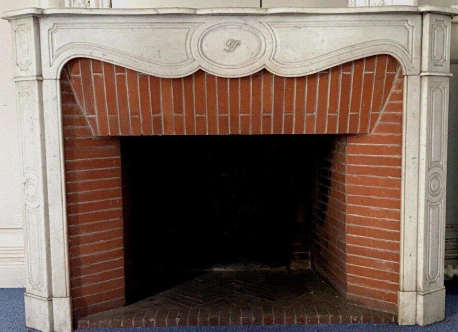 Louis XV Style Fireplace Model Pompadour White Carrara Marble 20th Century