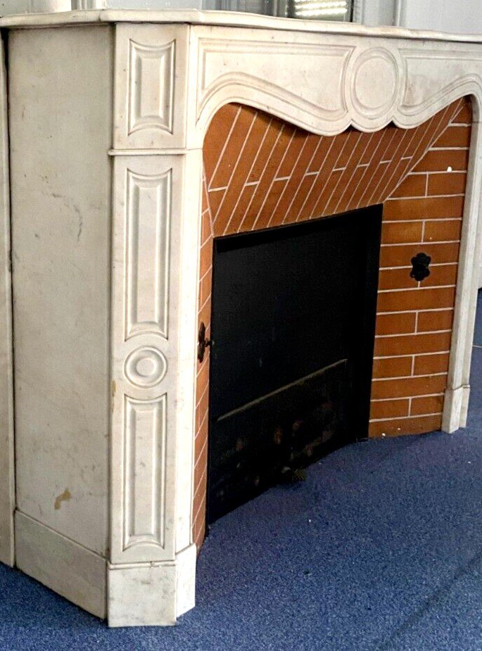 Louis XV Style Fireplace Model Pompadour White Carrara Marble 20th Century-photo-3