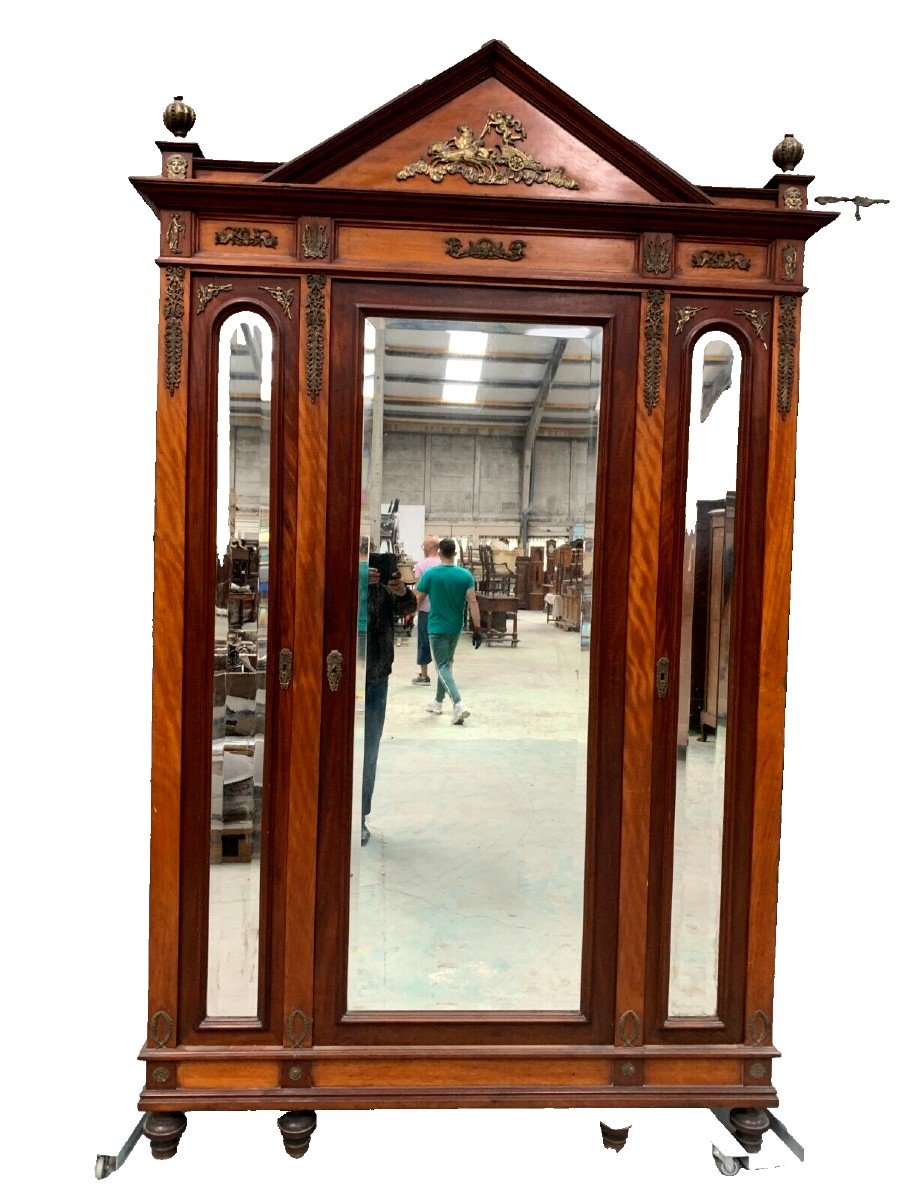 Three Door Empire Style Wardrobe In Mahogany And Veneer 20th Century
