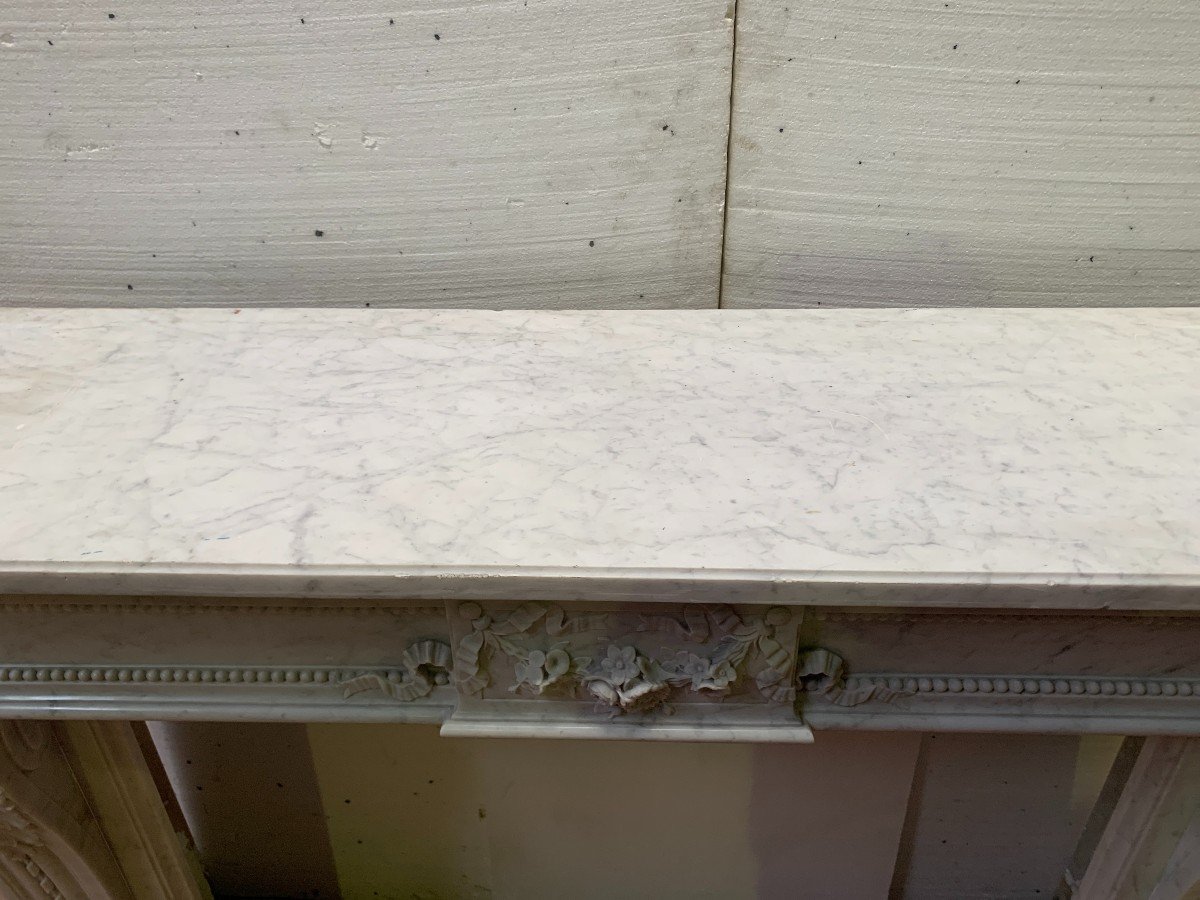 Louis XVI Style Fireplace In White Carrara Marble, 19th Century-photo-4