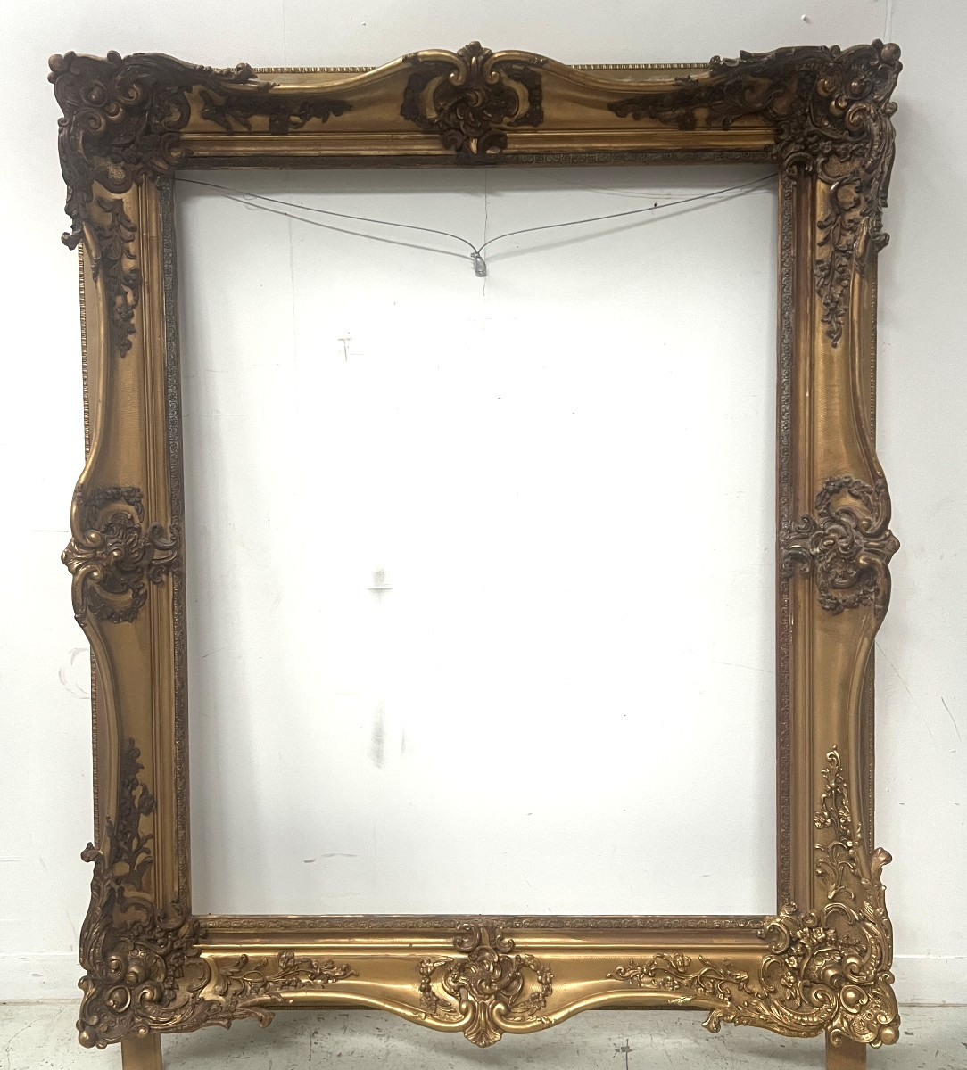 Large Wooden Frame And Gilded Stucco, 19th Century