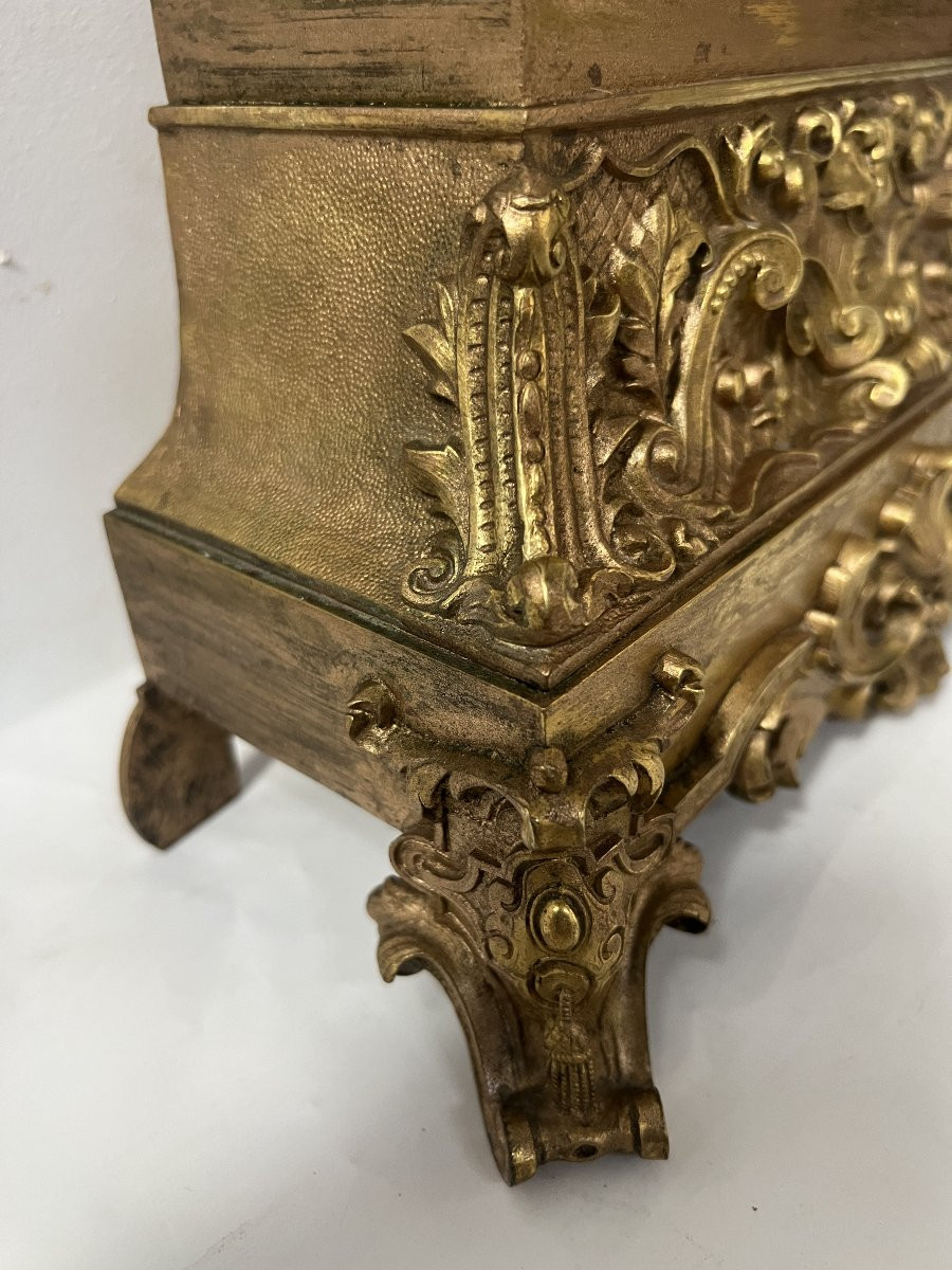 Pendule Romantique en bronze doré XIX siècle-photo-2
