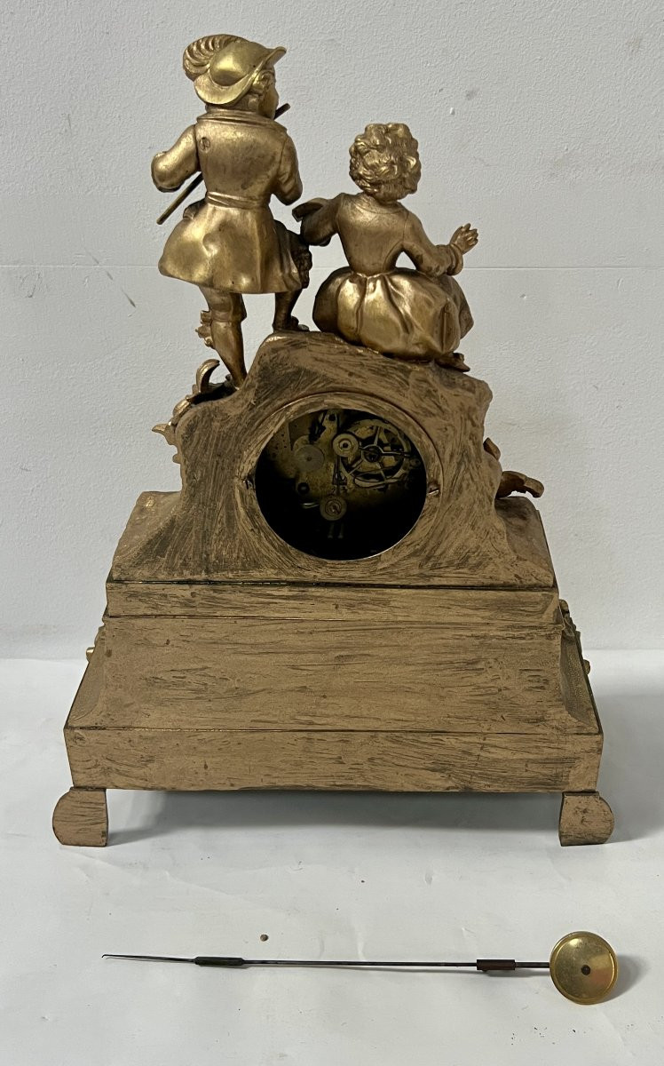 Pendule Romantique en bronze doré XIX siècle-photo-5