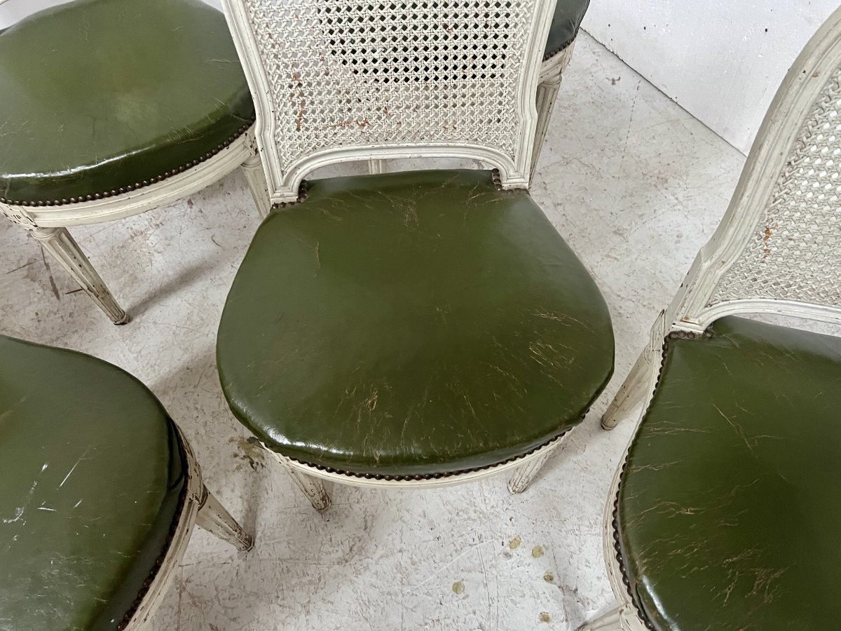 Suite de sept chaises de style Louis XVI en hêtre patiné XX siècle-photo-4