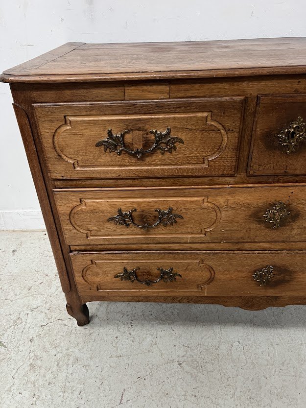 Commode Louis XV en chêne massif du XVIII siècle-photo-1