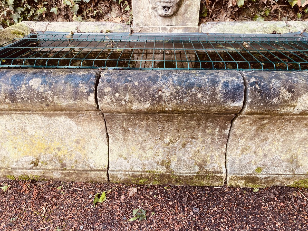 19th-century Stone Fountain And Outdoor Basin-photo-1