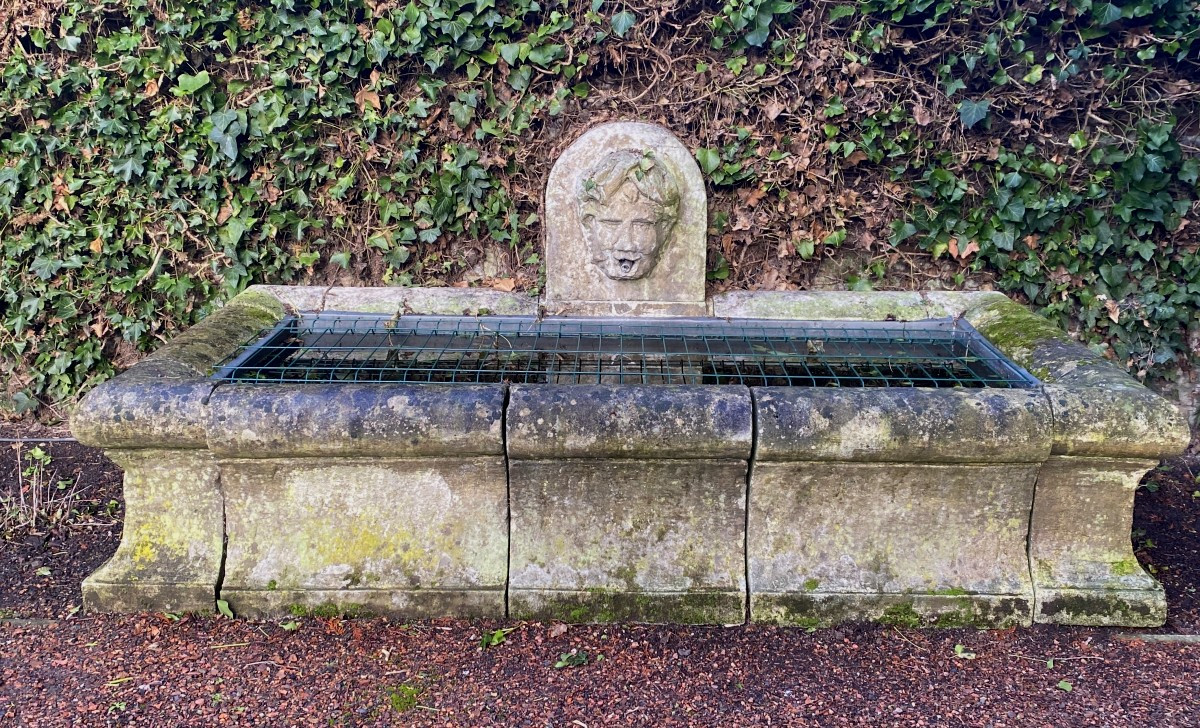 19th-century Stone Fountain And Outdoor Basin