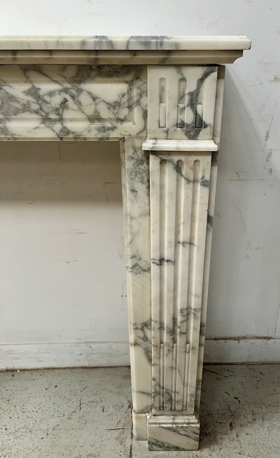 Cheminée De Style Louis XVI En Marbre Blanc Veiné De Carrare XIX Siècle-photo-4