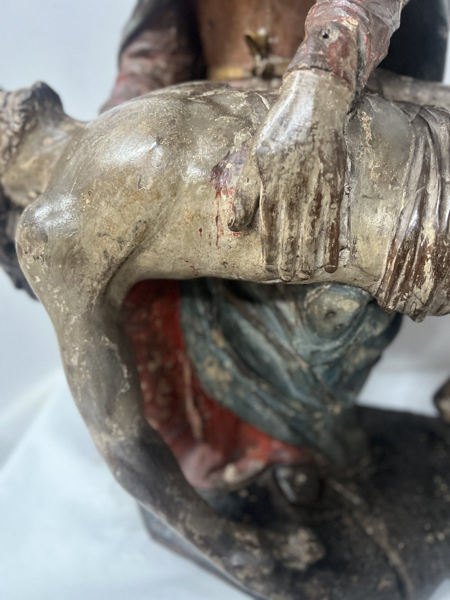 "La Piéta " Vierge de la Pitié en bois sculpté polychromé XVI iéme siècle-photo-3