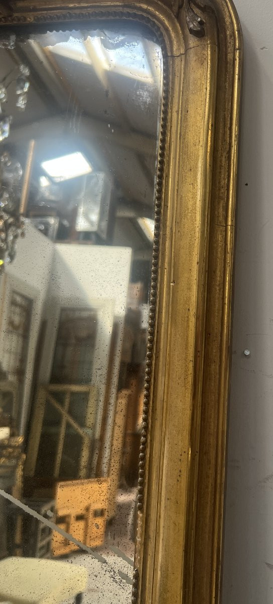 Miroir doré de style Rocaille en bois et stuc doré XIX siècle-photo-2