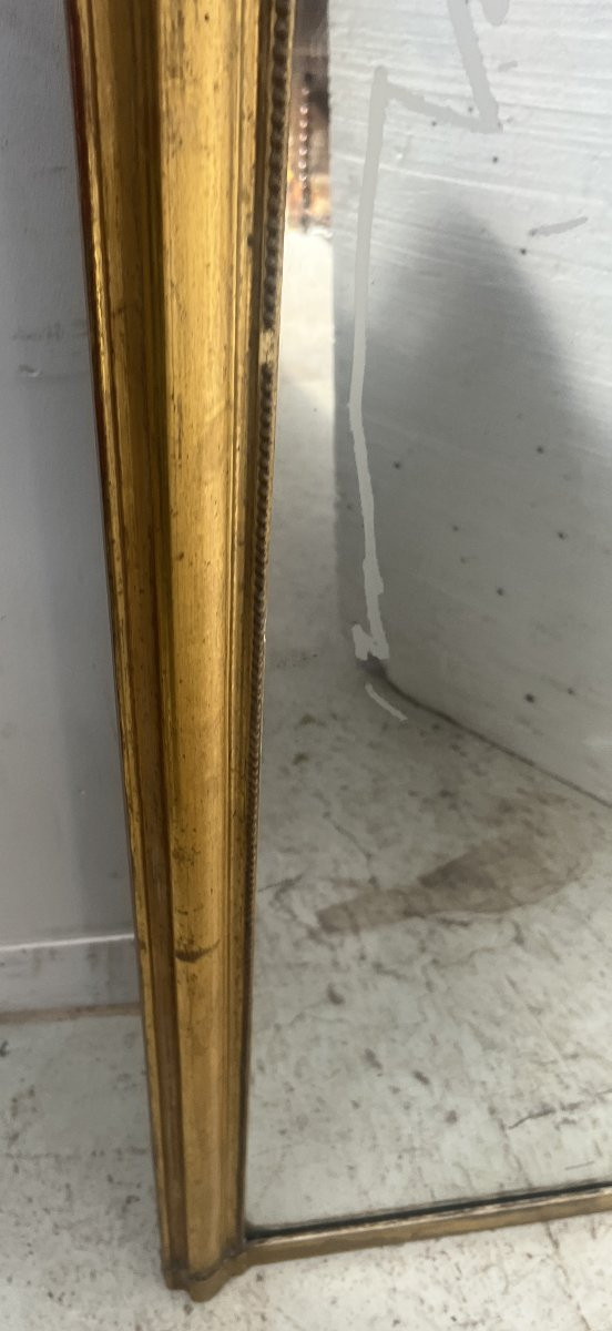 Miroir doré de style Rocaille en bois et stuc doré XIX siècle-photo-6