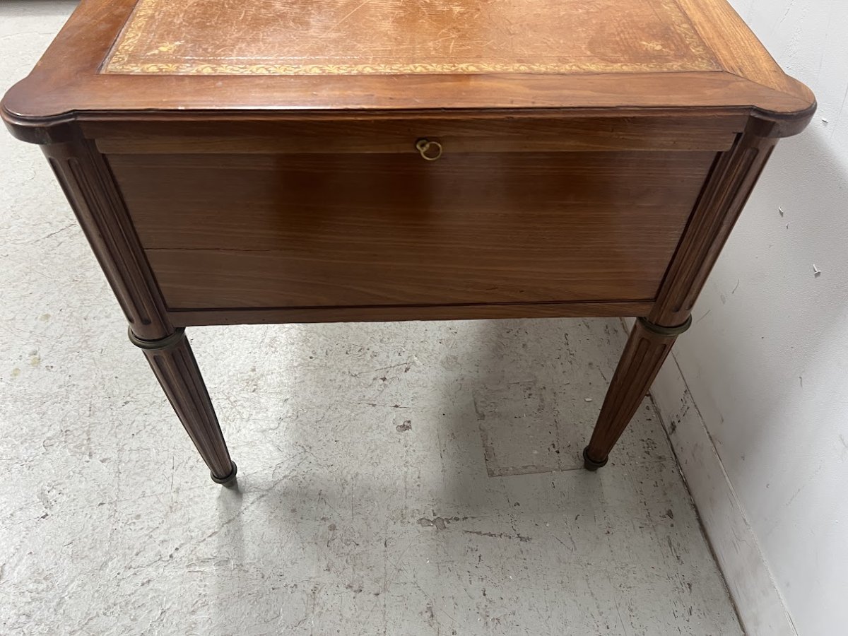 Bureau de style Louis XVI en bois de noyer Fin du XIX siècle-photo-5