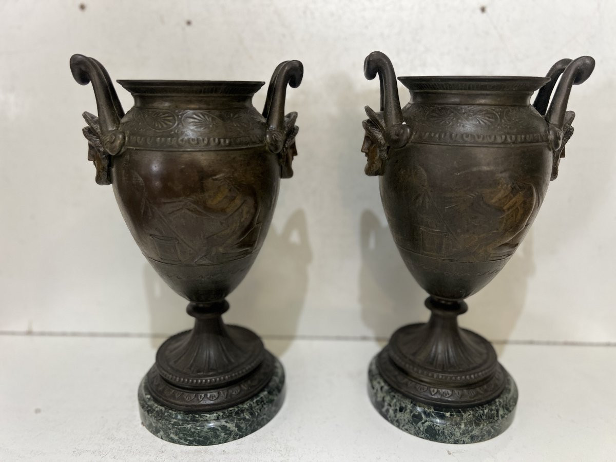 Paire de vases en régule patiné du XIX siècle-photo-2