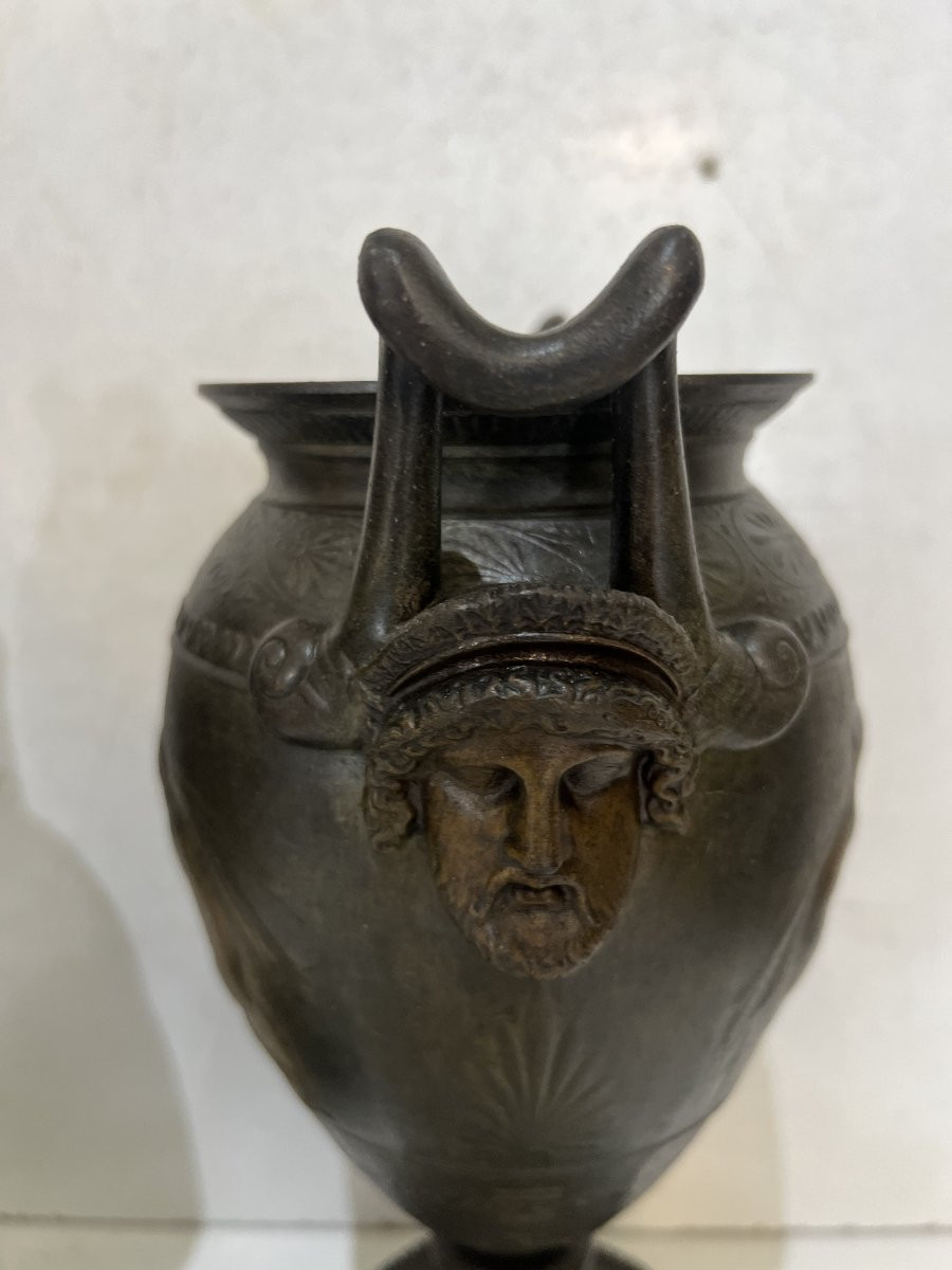 Paire de vases en régule patiné du XIX siècle-photo-5