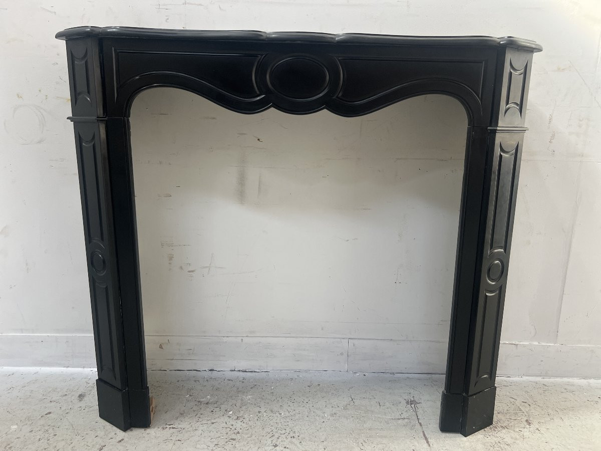 Louis XV Model Pompadour Mantel Black Speckled Marble XX Century-photo-2