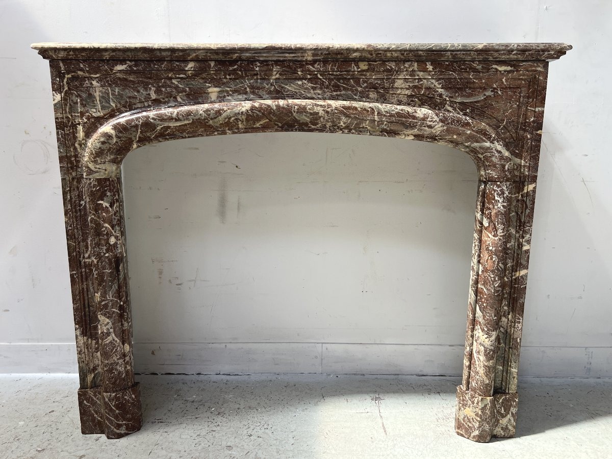Louis XIV Style Mantel In Red Speckled Marble XIX Century