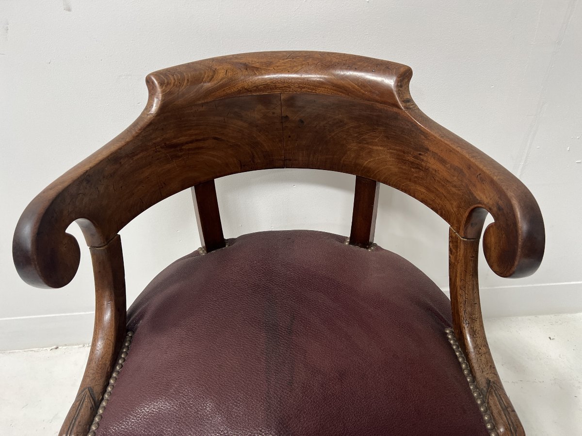 Fauteuil de bureau de style Empire en acajou et placage XIX siècle-photo-2