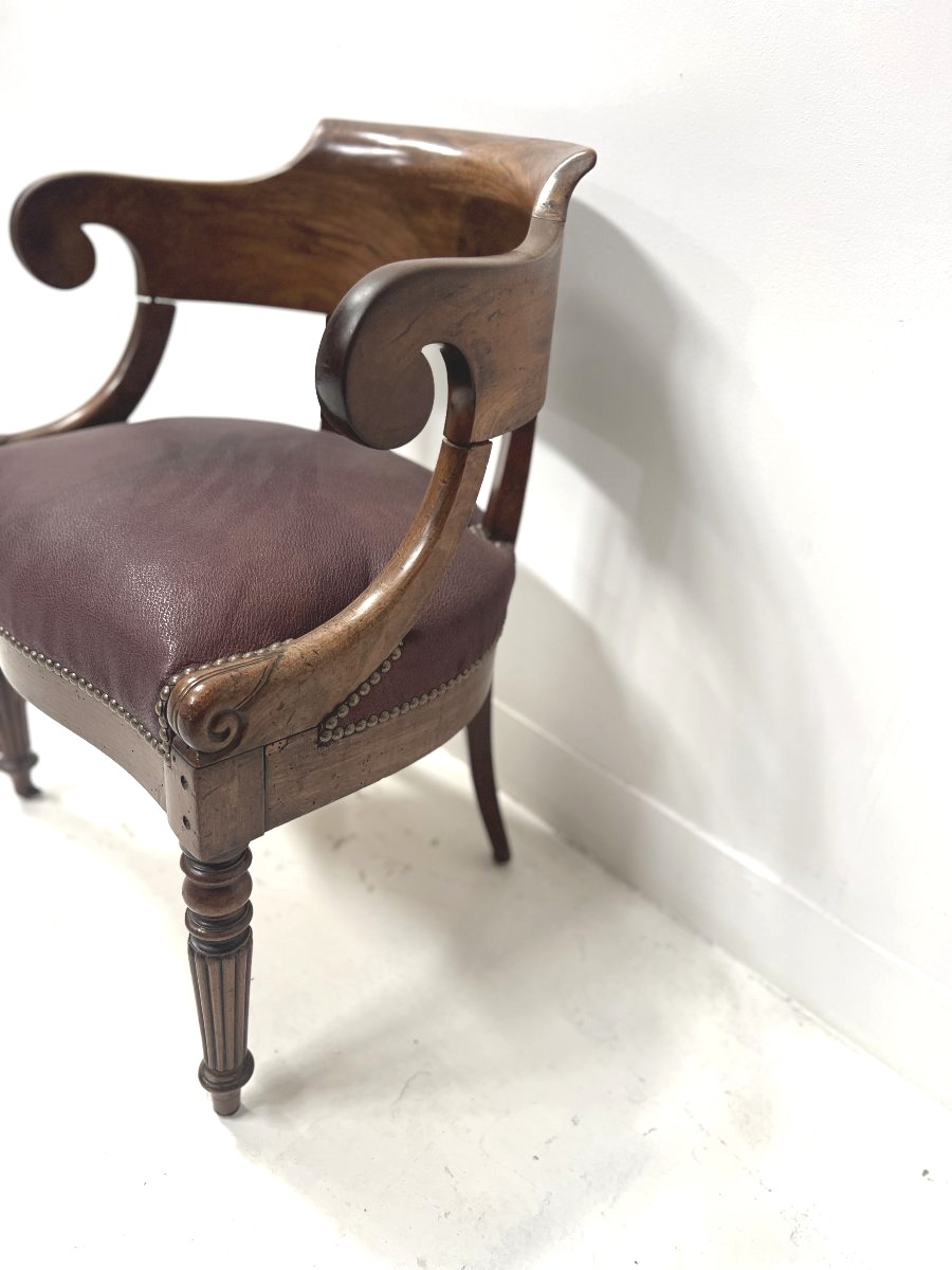 Fauteuil de bureau de style Empire en acajou et placage XIX siècle-photo-4