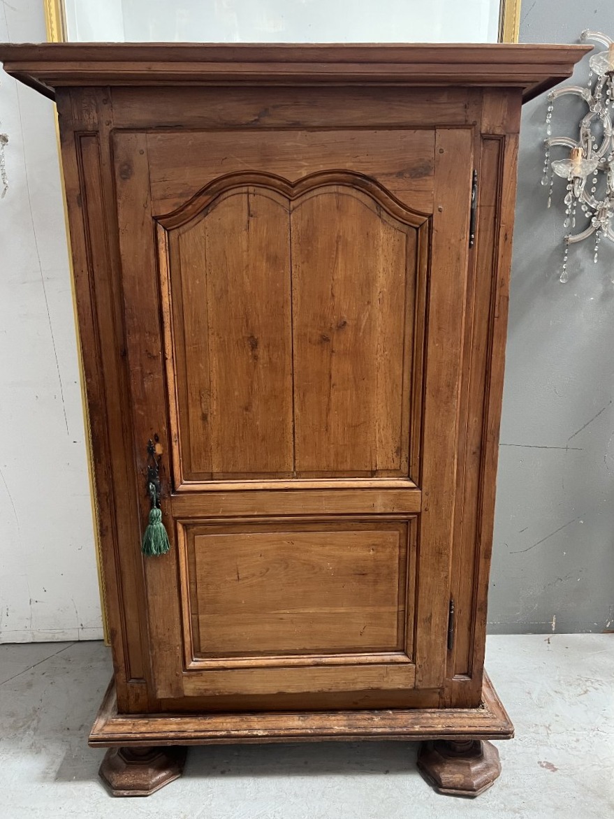 19th-century Solid Cherry Wood Stocking Frame