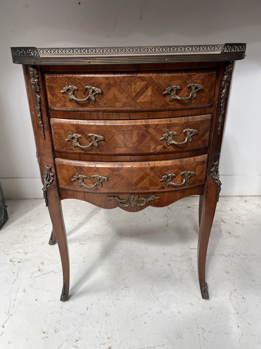 Louis XV-style Half-moon Chest Of Drawers With Cube-pattern Marquetry, 20th Century-photo-3
