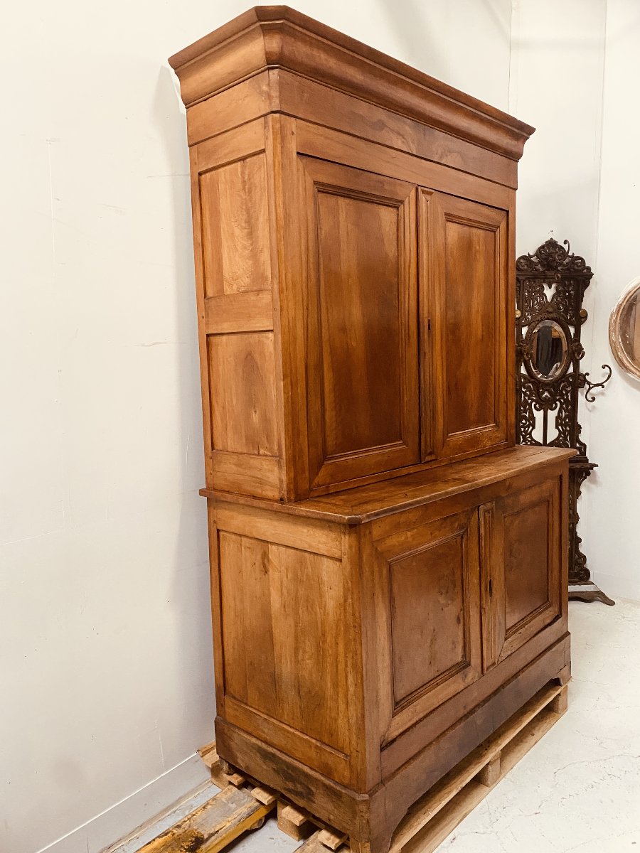 Buffet deux corps de style Louis Philippe en noyer massif XIX siècle-photo-2