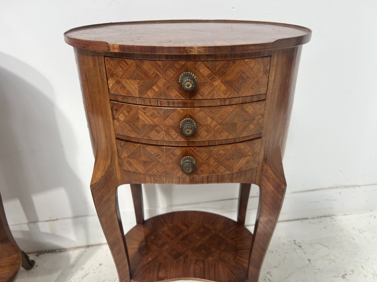 Paire de petites commodes rognons en bois de placage marqueté XX siècle-photo-6