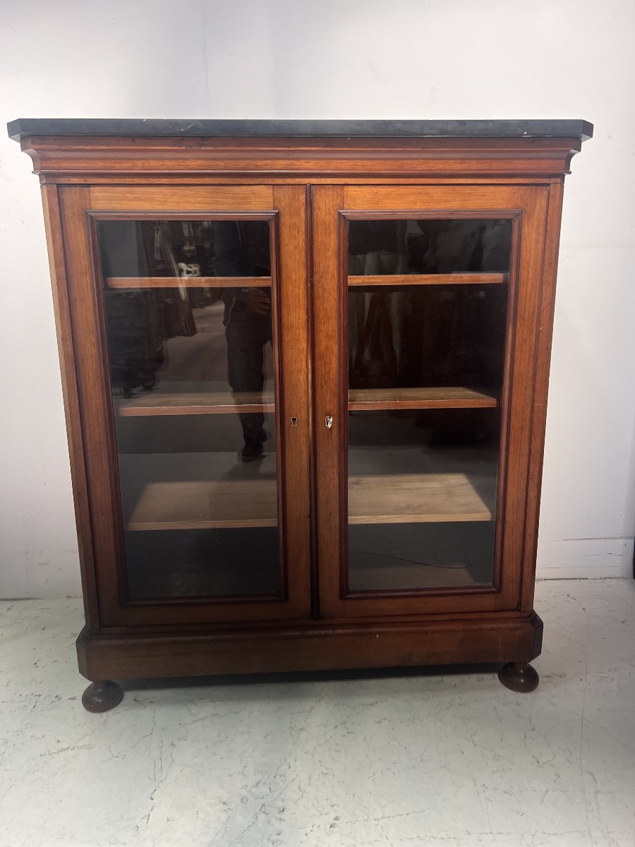 19th-century Mahogany And Veneer Display Cabinet At Counter Height-photo-1