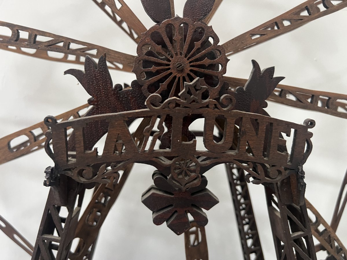 Model Of The Ferris Wheel At A 20th-century Carnival-photo-3