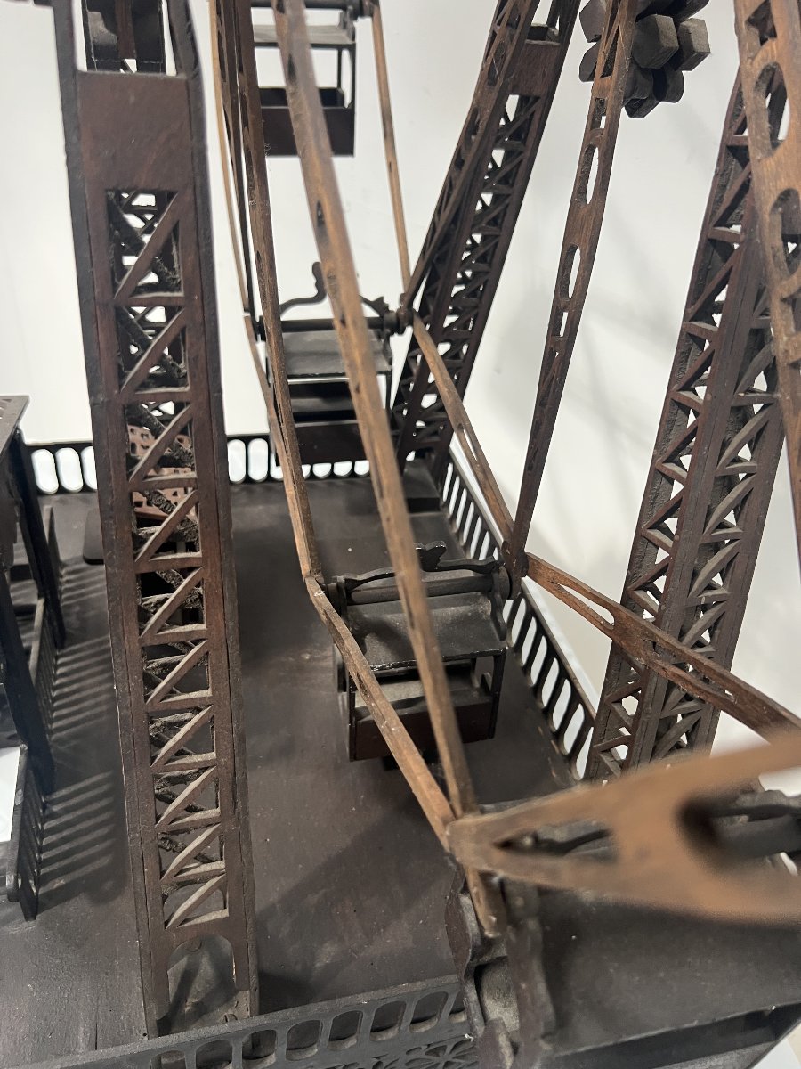 Model Of The Ferris Wheel At A 20th-century Carnival-photo-3