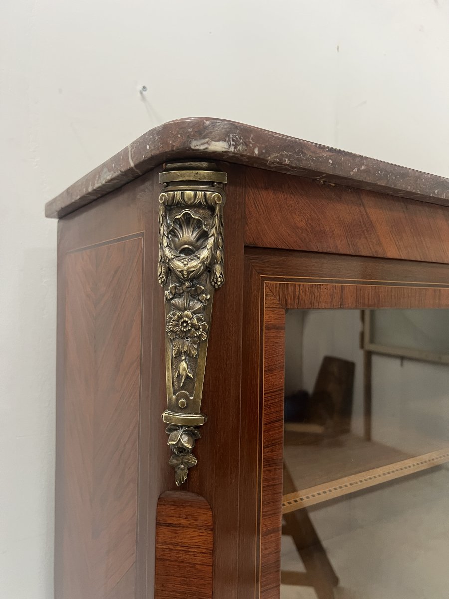 Vitrine de style Louis XV en bois de placage marqueté XX siècle-photo-7