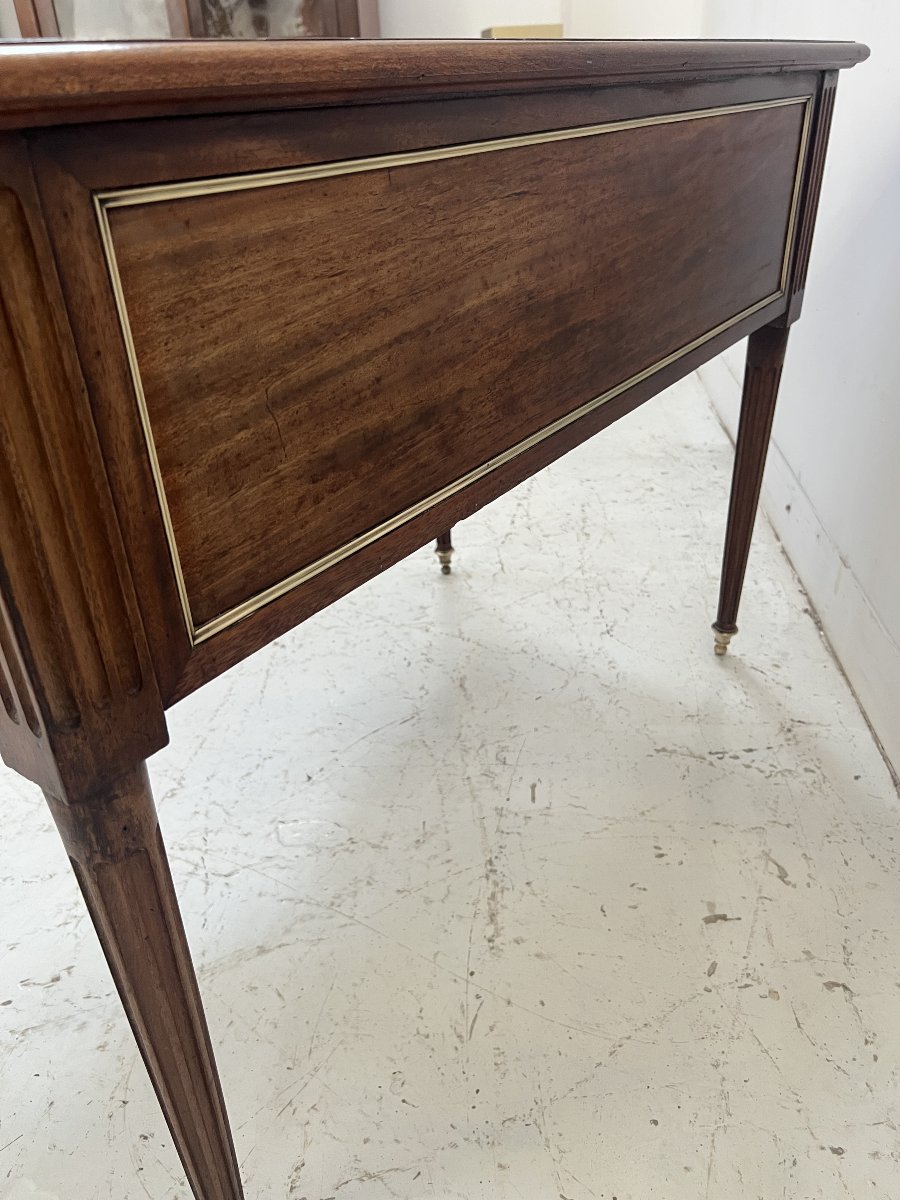 Bureau de style Louis XVI en acajou et placage d'acajou XX siècle-photo-5