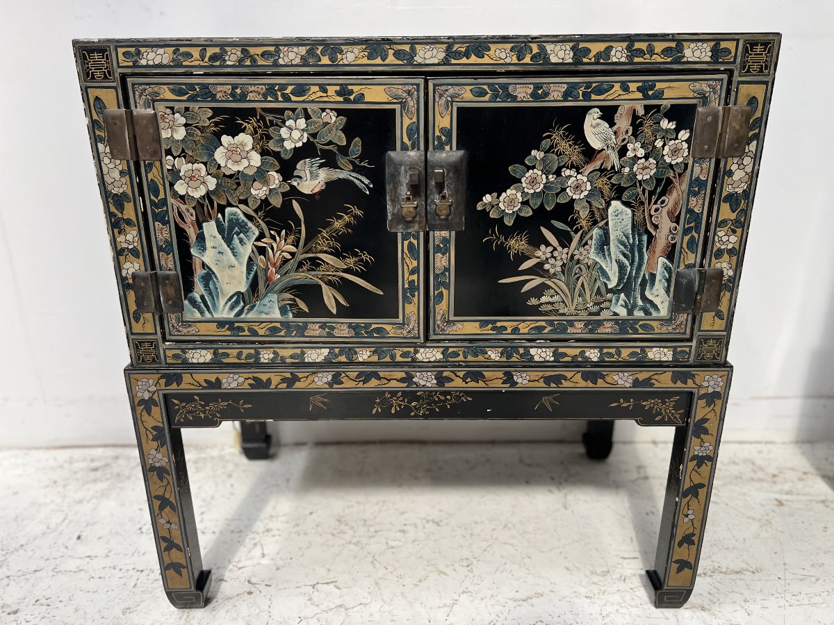 Paire de cabinets sur pieds de style chinoisant XX siècle-photo-3