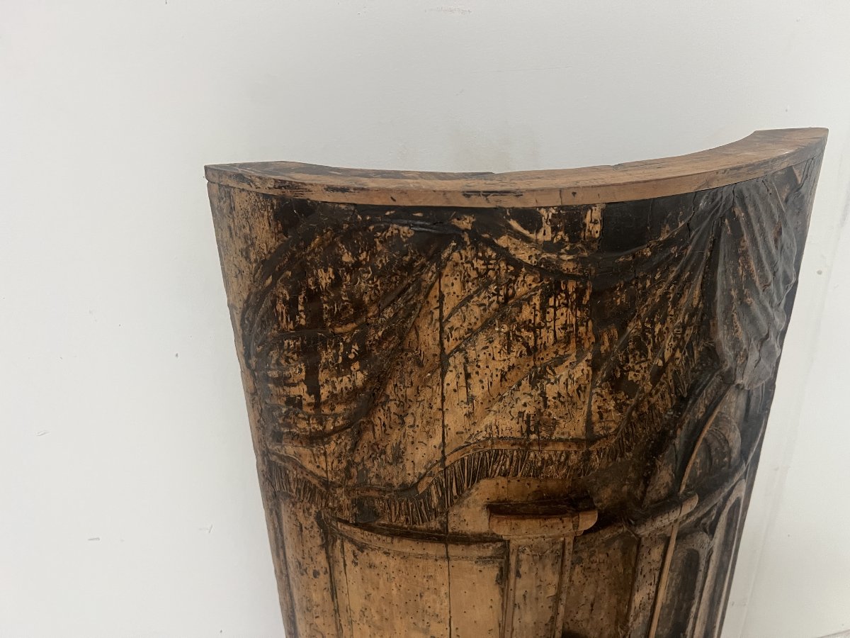 Panneau massif en bois cintré et sculpté XVIII siècle-photo-1