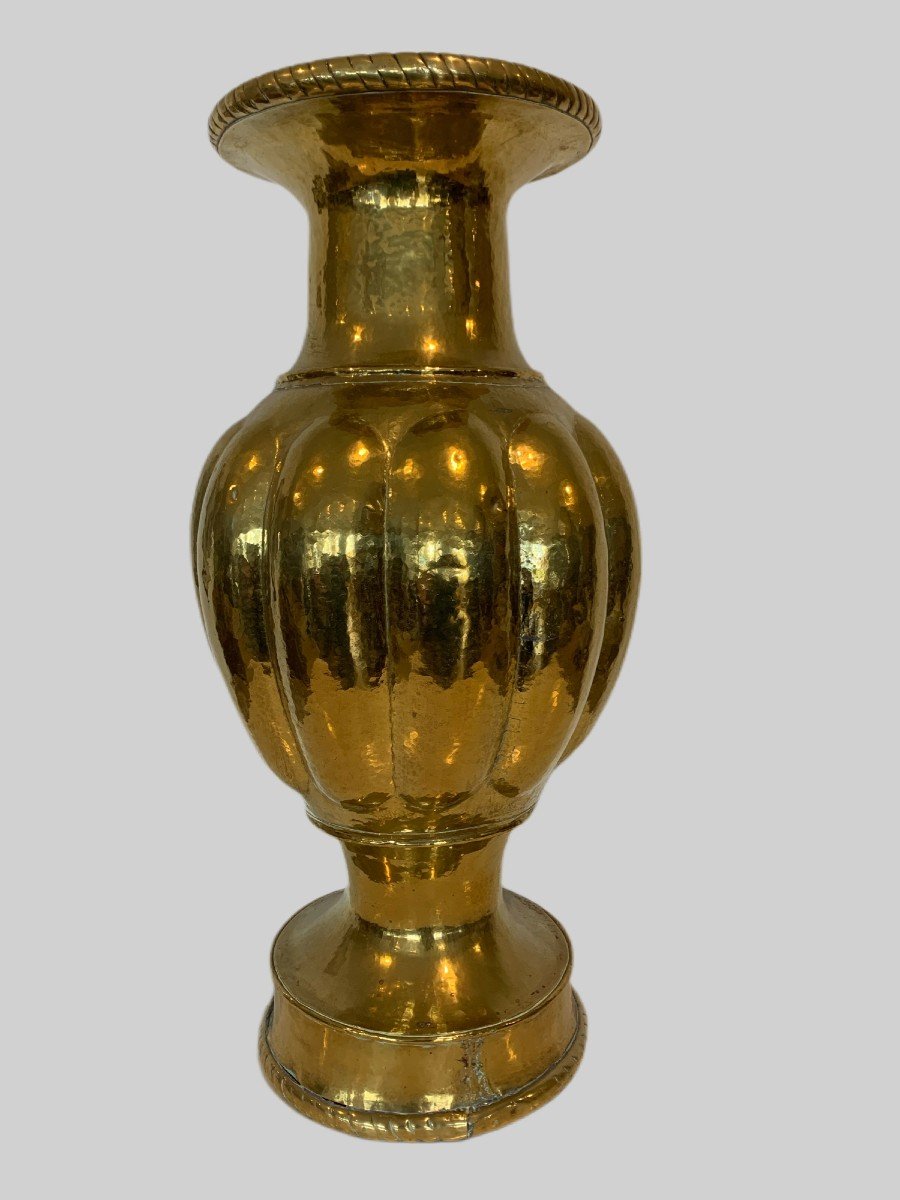Large Vase With Gadroons In Hammered Brass XX Century