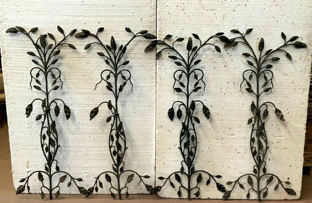 Eléments de décoration en fer forgé a motif floral XX siècle-photo-3