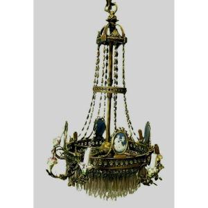 Louis XVI Style Chandelier In Bronze And Crystal Pendants XIX Century