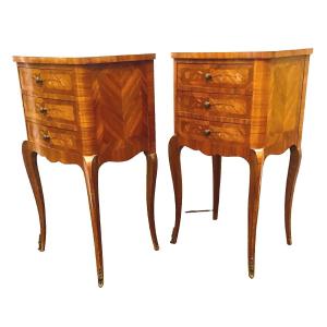 Paire De Petites Commodes De Style Louis XV Enbois De Placage Marqueté XX Siècle