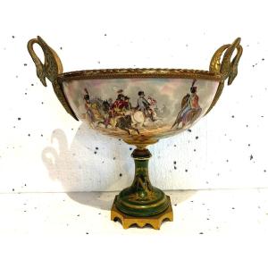 Empire Style Shower Footed Cup In Fine Earthenware 20th Century 
