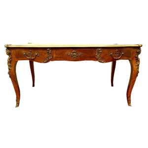 Bureau d'Apparat De Style Louis XV Dessus De Cuir Fauve XIX Siècle